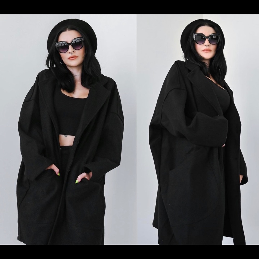 OVERSIZED Paris Coat - Black